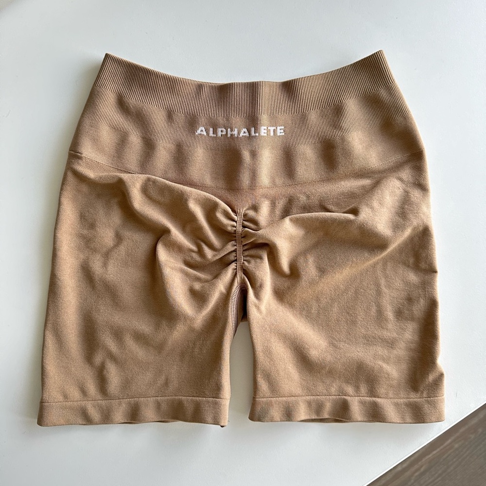 Alphalete Amplify Short 4.5"